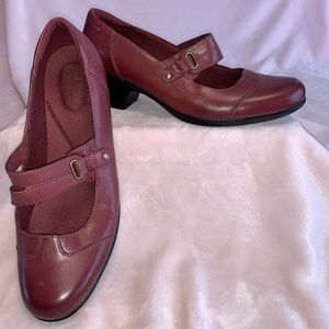 Clarks Mary Janes